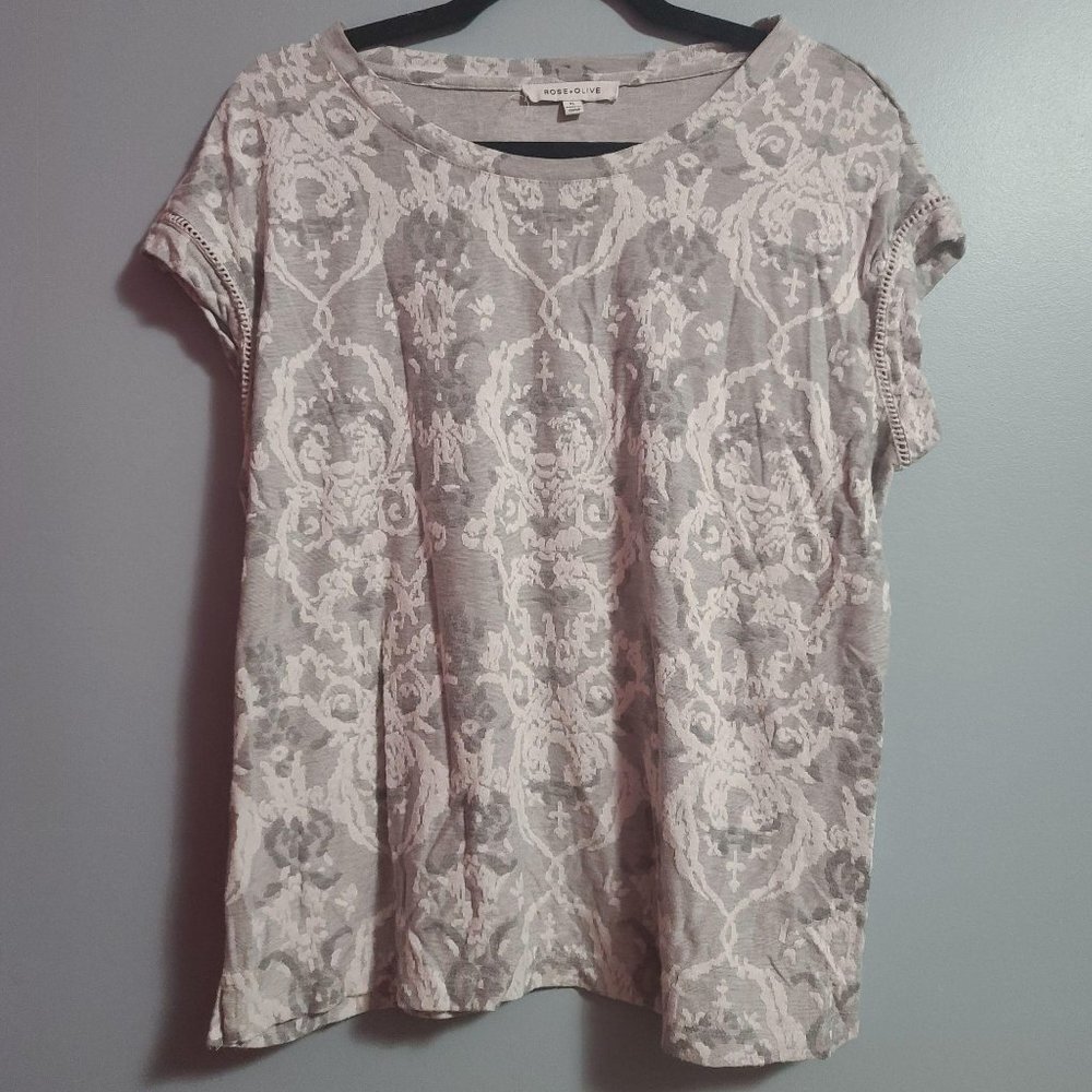 Rose + Olive gray textured cap sleeved short XL